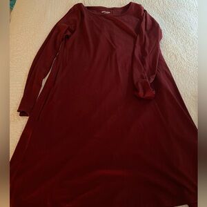 Beautiful burgundy Wool& Rowena swing dress w pockets